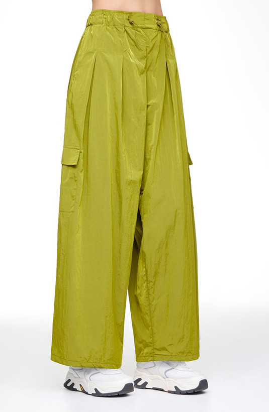 شلوار کارگو نایلونی اویشو – OYSHO Water-Repellent Nylon Cargo Trousers