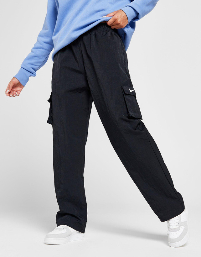 شلوار کارگو زنانه نایک Sportswear Essential – مشکی | DO7209-010